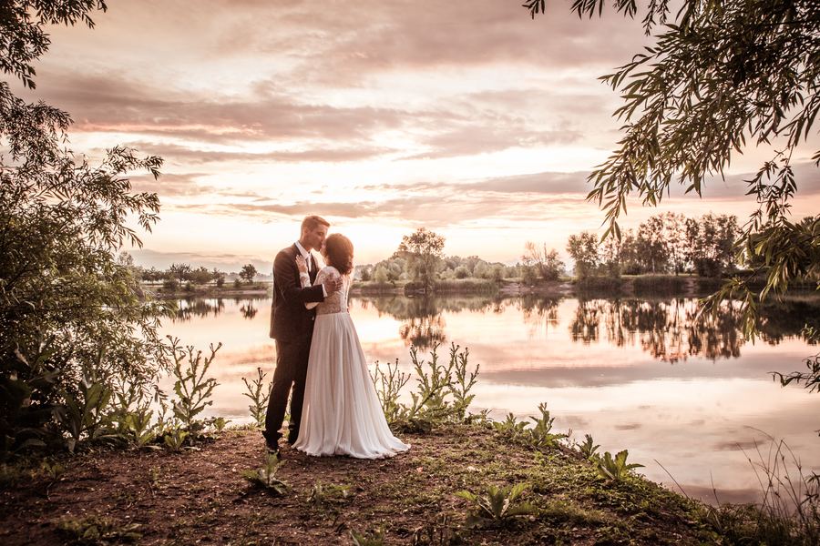 Hochzeitsfoto von Elias Gärtner – Violet-Photographie